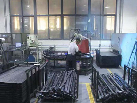  <span style="color:#212025;">Factory</span> 